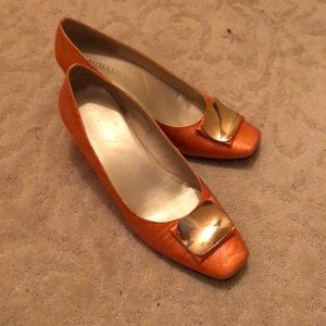 Andiamo semi-gloss textures wedge shoes